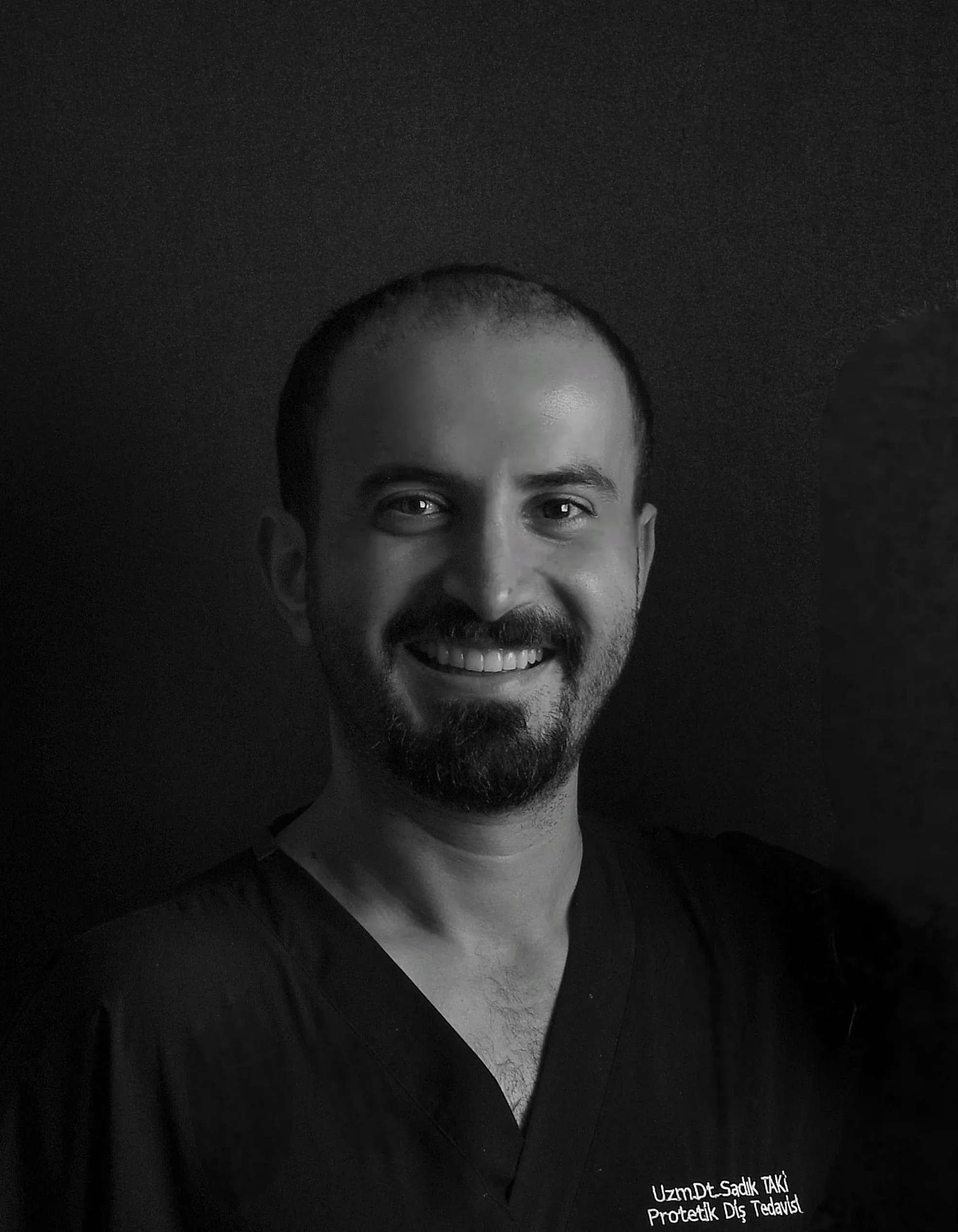 Dr. Sadık Taki, Specialist Prosthodontist at Taki Dent